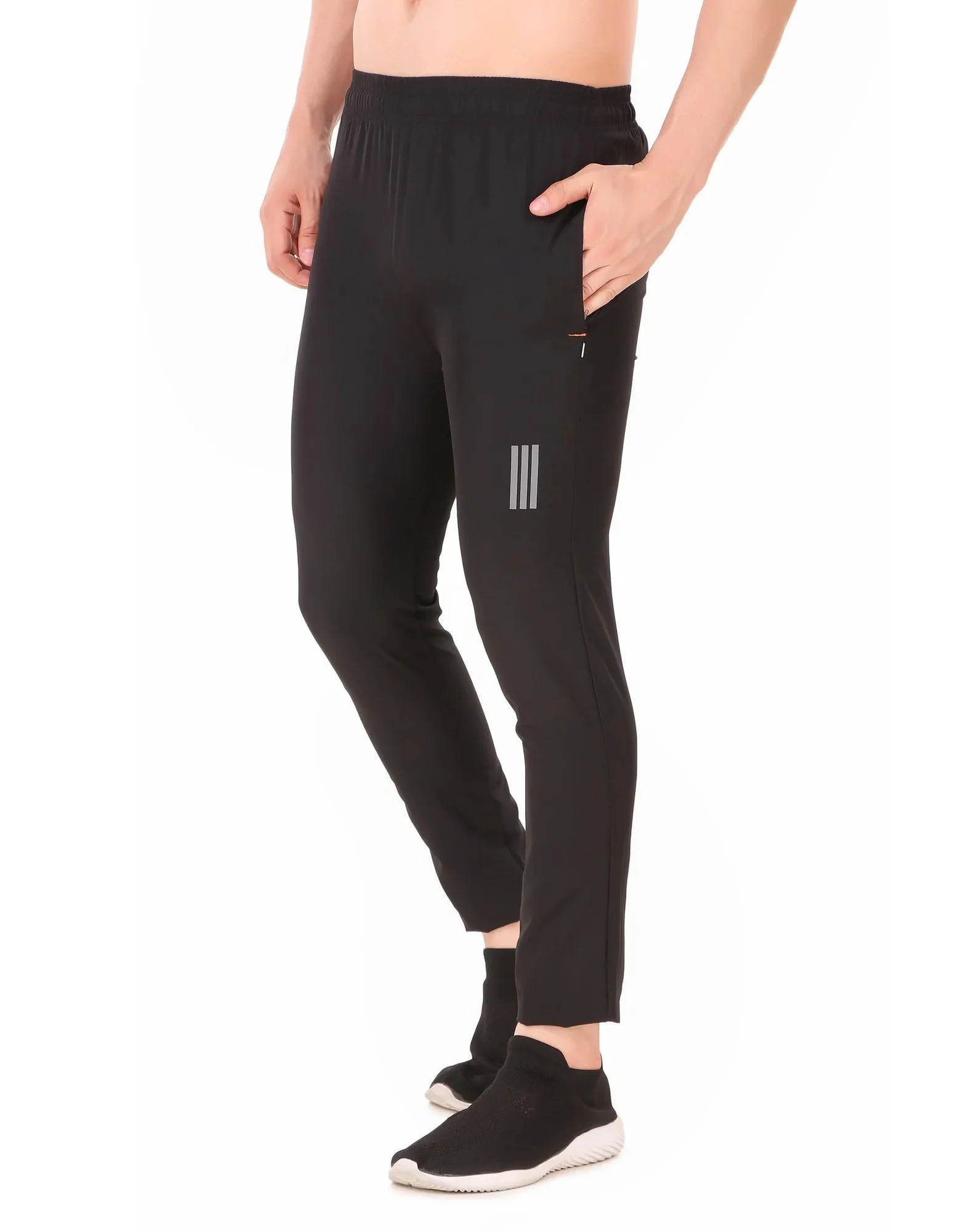 Black Cotton Blend Solid Track Pant For Men
